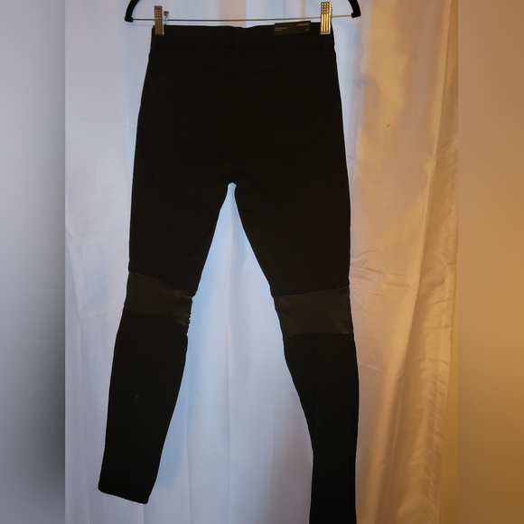 J BRAND Jazzy blinged out knees. Very cool Final Discount - Picture 4 of 10